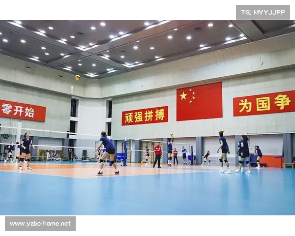 中国女排主力恢复训练状态良好 力争全力备战即将到来的国际赛事 中国女排主力恢复训练状态良好 力争全力备战即将到来的国际赛事