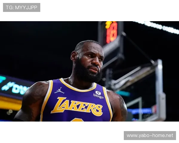 火箭神秘动态曝光引发球迷热议纷猜潜在补强交易风向成全网焦点