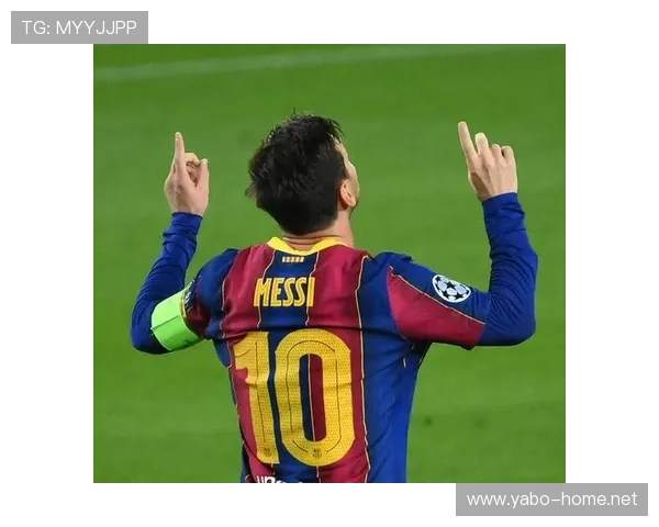 西甲赛场激情四溢 球迷击掌绕场一周氛围燃爆全场