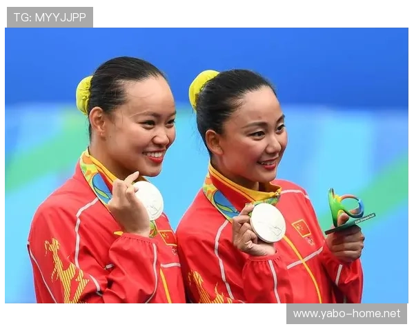 中国女子铁三第一人谈游泳童子功对竞技表现的重要性与影响