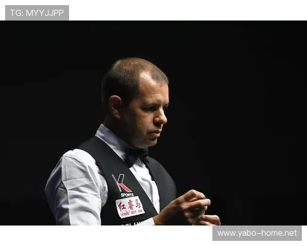 霍金斯轰5杆破百以10比1横扫墨菲强势晋级斯诺克巡回锦标赛8强